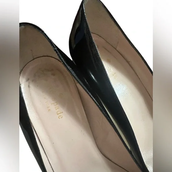 Kate Spade Black Patent Leather Pumps Size 9 - Picture 3 of 5